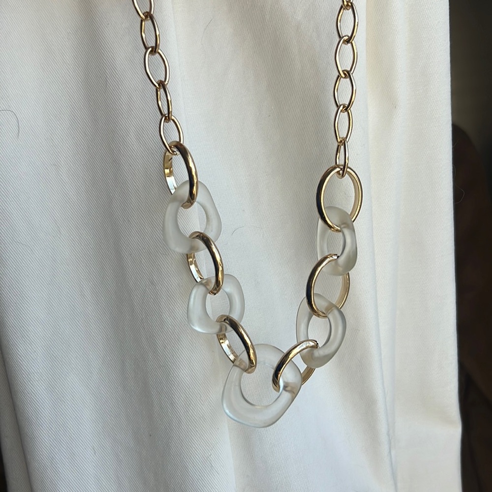 Francesca’s Chunky Gold Statement Necklace
